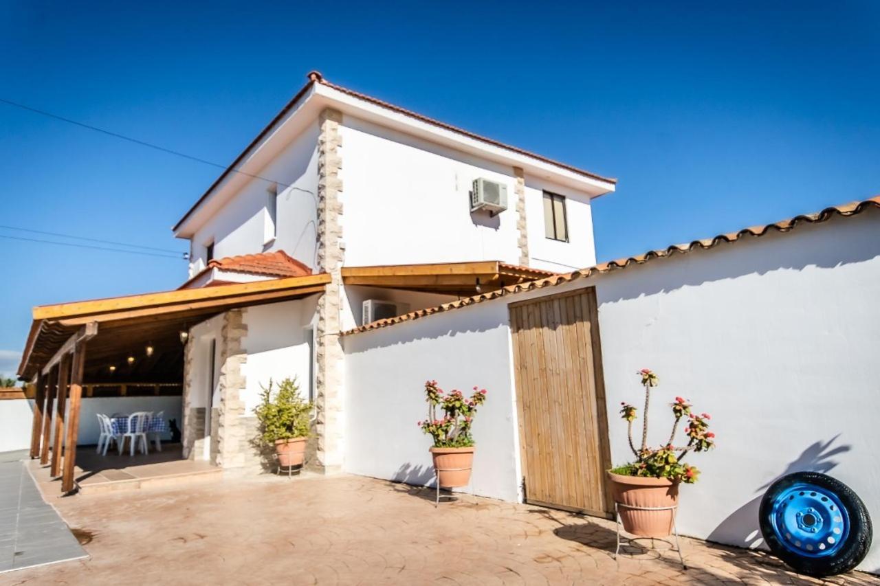 Reel Paradise Villa, Cyprus Lárnaka Eksteriør bilde
